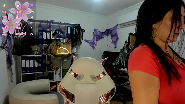 katya nt online show from October 25, 6:15 pm