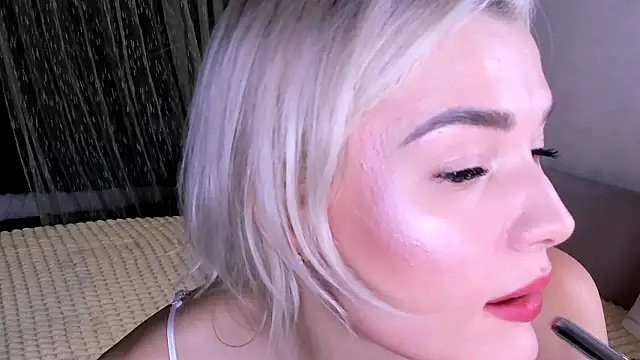 Sweeet Barbie online show from March 13, 4:30 pm