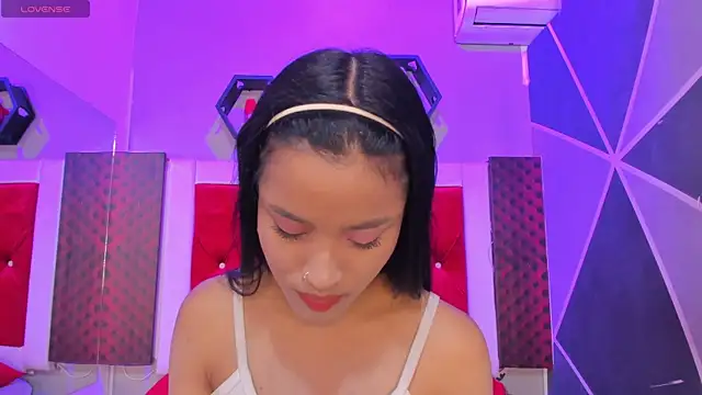 Karoll014 online show from September 17, 12:14 pm