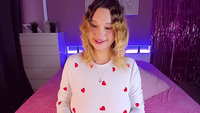 KarenBlair online show from February 19, 6:35 am