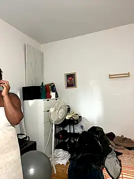 Goddess Nafeesha online show from October 19, 9:06 pm