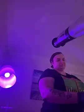 lairarose online show from October 21, 1:37 pm