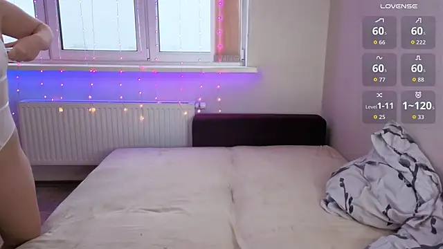 llolilove online show from November 22, 12:41 pm