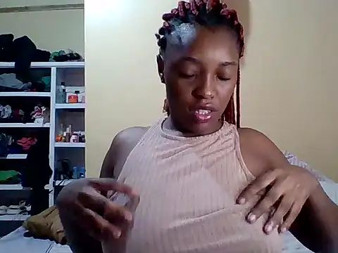 Zara Twilight online show from December 2, 9:39 pm