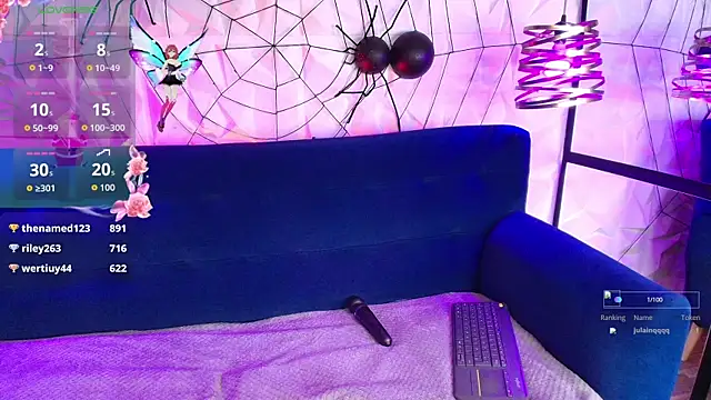 sarah banks1 online show from December 3, 3:20 am