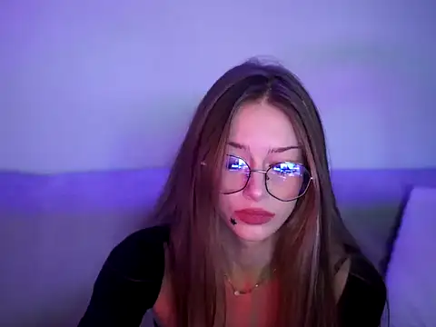 BARBIE 22888 online show from April 10, 7:20 pm