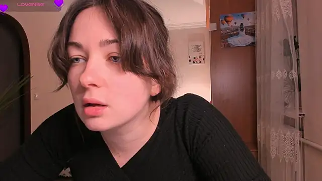 cClandesTina online show from February 9, 7:05 pm