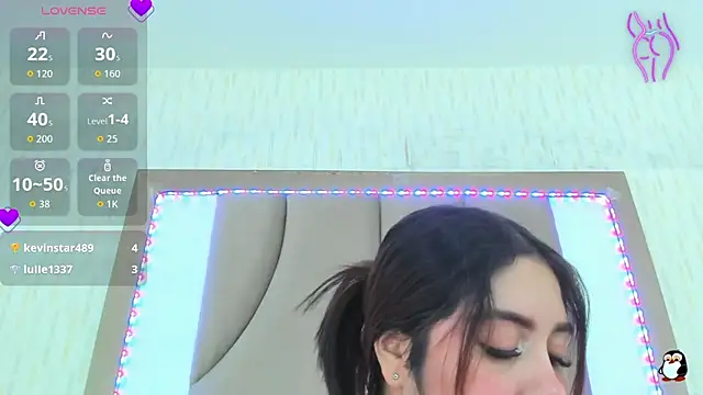 ThyaraJhons online show from October 30, 12:39 pm