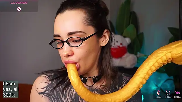 EvaCanton online show from February 2, 2:32 am