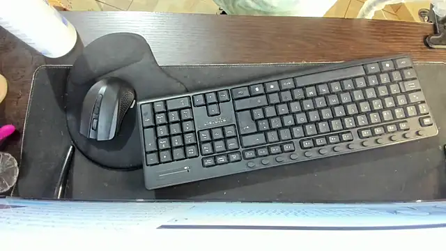 Amy Walker online show from February 26, 8:52 pm