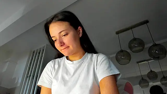 IreneVON online show from October 1, 5:01 am