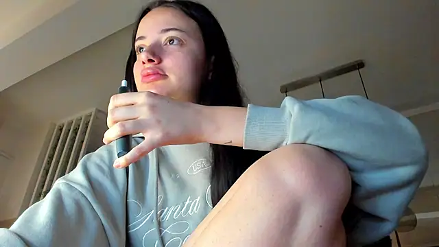 IreneVON online show from October 28, 4:29 am