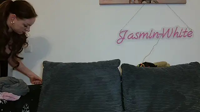 Jasmin-White online show from February 24, 2:00 am