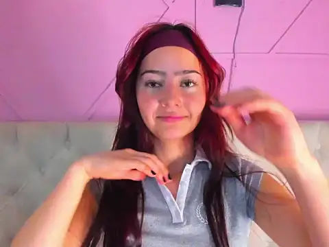 Alejita699 online show from April 3, 7:12 pm