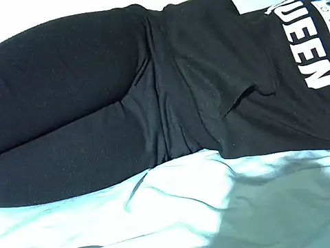 naughtycate  online show from December 23, 9:24 am