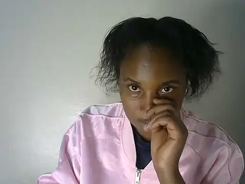 StacyGee24 online show from September 17, 7:01 pm