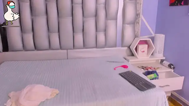 sophia ny online show from November 6, 2:23 pm