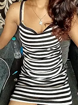 REVA DARLING online show from September 25, 2:38 pm