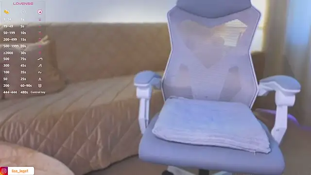 lisa art online show from December 1, 7:34 am