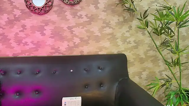 cherry chel online show from November 22, 8:00 pm