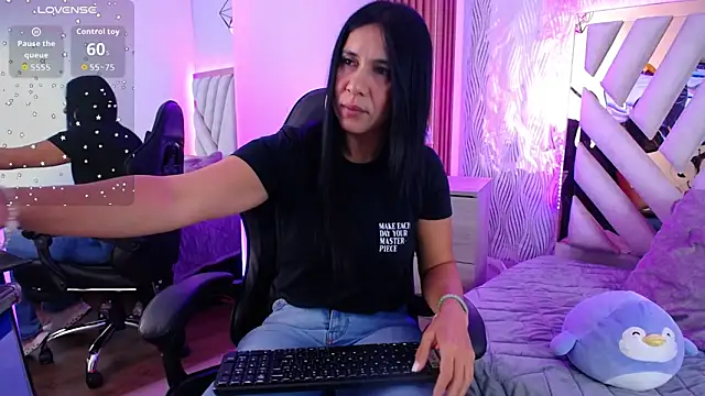 Camille jhonson online show from February 1, 10:47 am