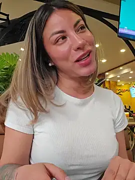 Karen San Miguel online show from September 30, 9:08 pm