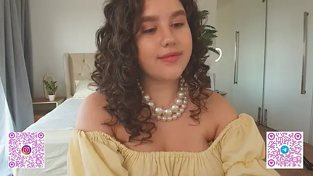 Ariella Sol online show from January 13, 7:18 pm