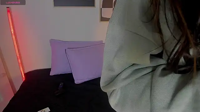 brandy sweet  online show from October 15, 2:30 pm