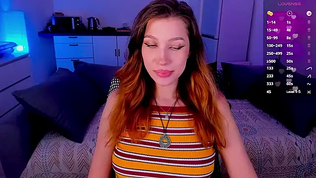 tenderdreams online show from November 15, 10:55 pm