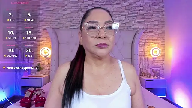 Gina Myers online show from April 4, 11:31 am