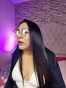 Gina Myers online show from March 25, 12:41 pm