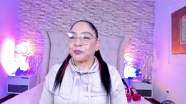 Gina Myers online show from February 15, 12:26 pm