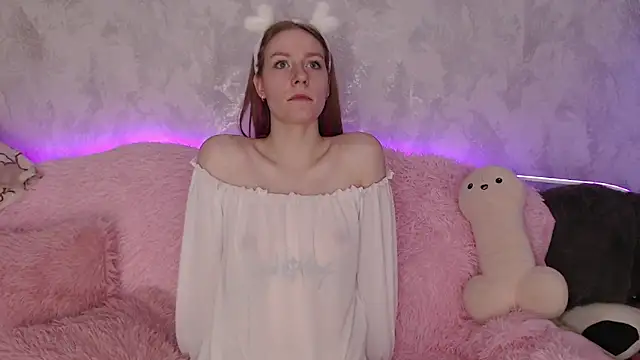 Lillian Lahot online show from April 27, 4:48 pm