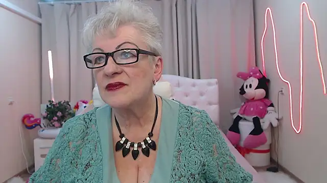 KayleSmoll online show from May 29, 6:39 pm