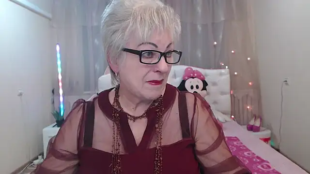 KayleSmoll online show from September 12, 6:37 pm