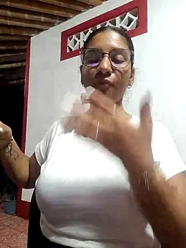 Sofythom1 online show from October 7, 11:20 pm