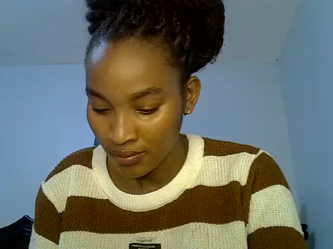 cute-alexis online show from May 25, 10:14 am