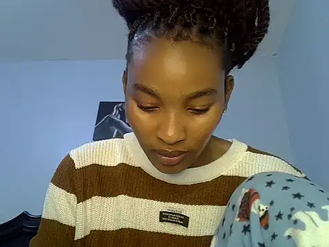 cute-alexis online show from May 20, 9:39 am