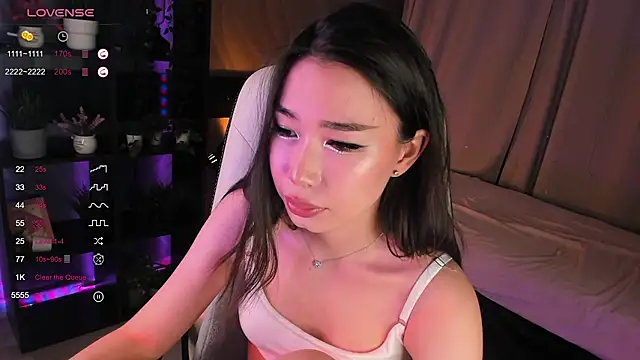 sensualily online show from October 11, 2:31 pm