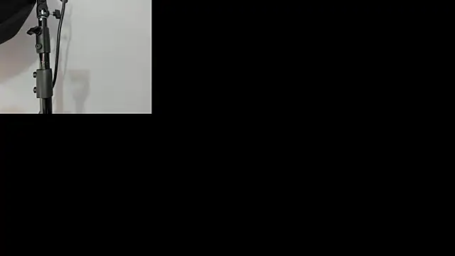 CailynBrowm online show from March 27, 8:26 am