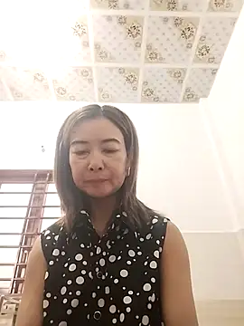 Sexy-ladyboobs20 online show from November 7, 1:55 am