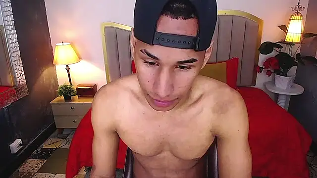 soft attraction online show from January 16, 8:38 pm