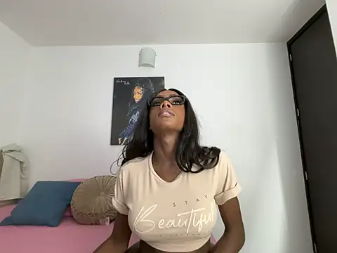 Georginaxx online show from April 27, 12:52 am