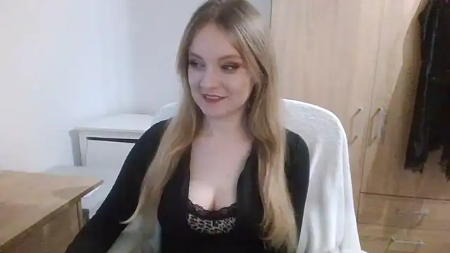 AlmaHoney online show from February 9, 9:17 pm