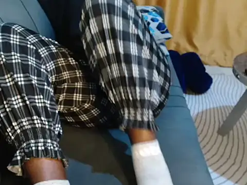 leslysexygirl online show from September 19, 6:01 am