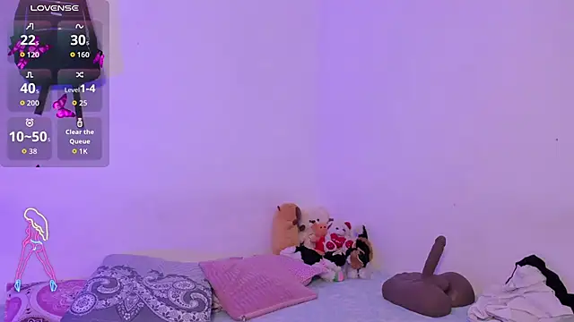 crystalvazquez online show from September 14, 11:35 pm