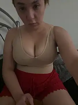 lolitalamasbonita01 online show from September 13, 5:10 pm