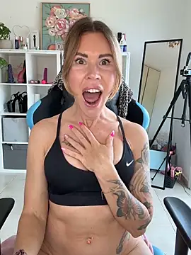 Lara Bergmann online show from March 24, 10:20 am