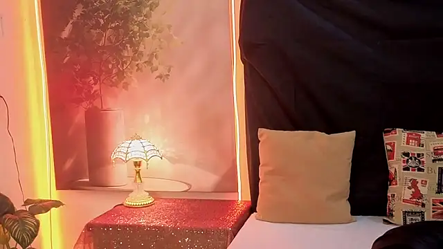 sexybaby22111 online show from November 10, 9:10 pm