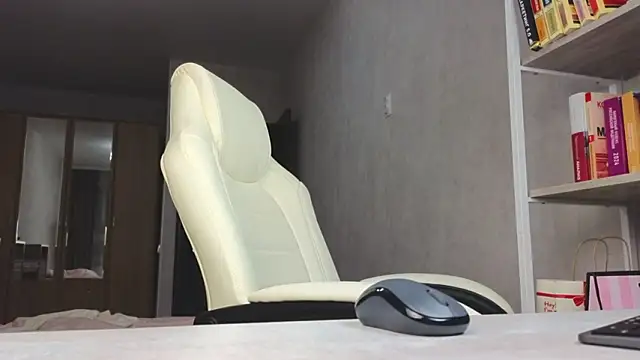 Marietta Castro online show from March 6, 4:57 pm